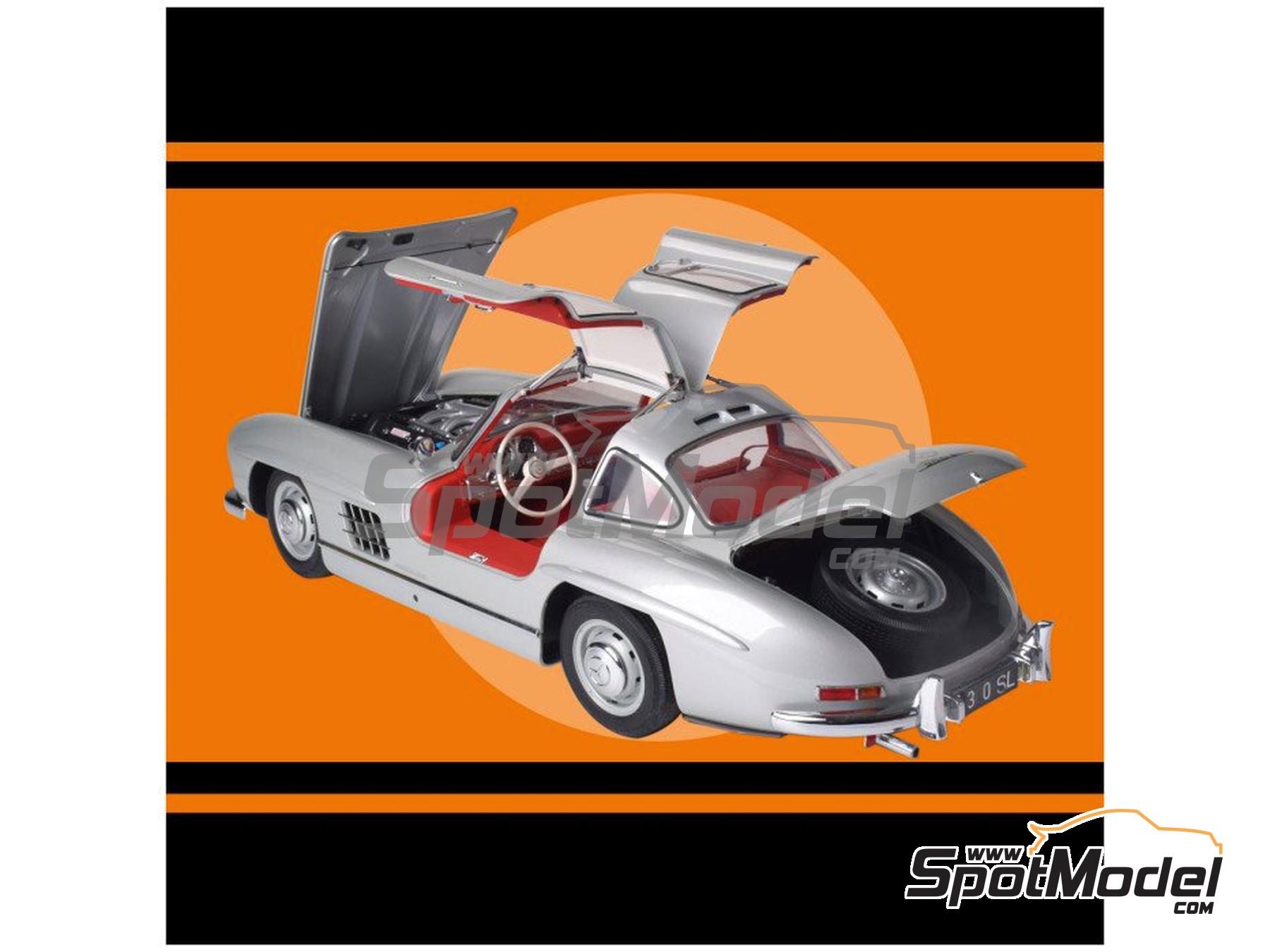 Ixo Collections IXC.MBC.FK: Car scale model kit 1/8 scale